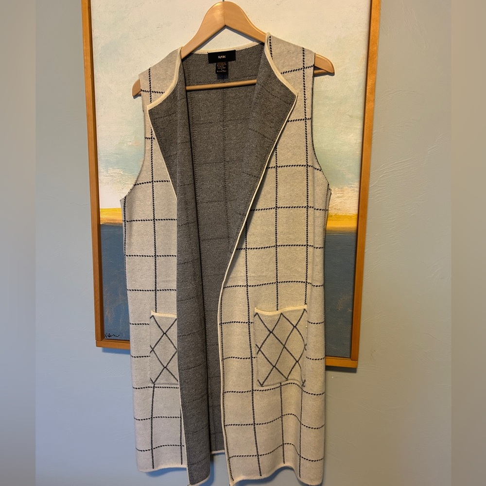 Rain Windowpane Sleeveless Vest